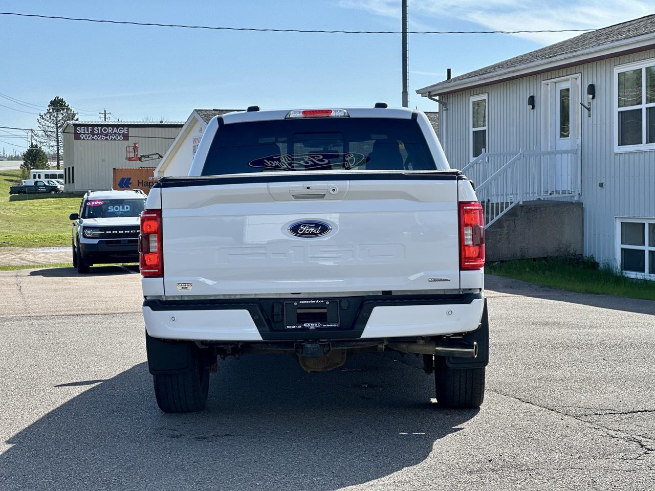 2023 Ford F-150 XLT 4X4 SUPERCREW W/ 2.7L / OFF LEASE Photo4