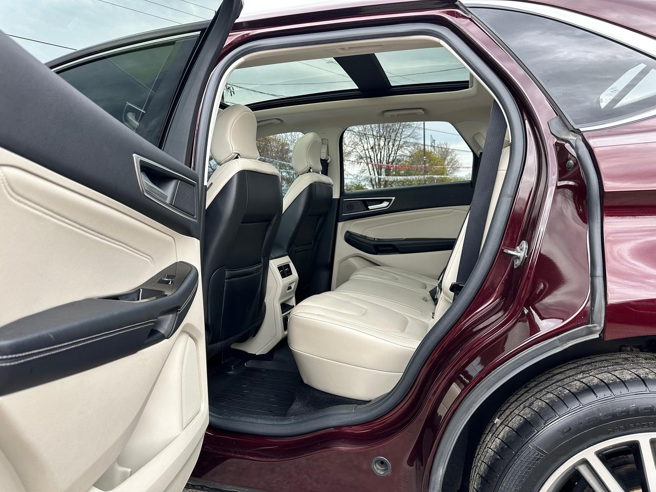 2019 Ford Edge TitaniumAWD PanoRoof HTD/CLD Leather XM NAV Alloys Photo