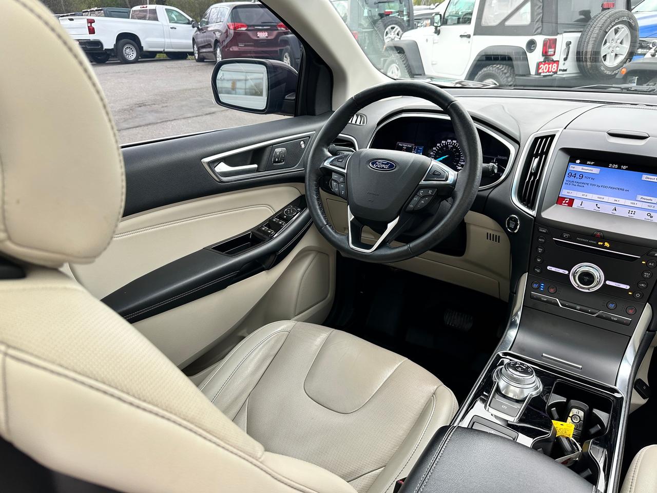 2019 Ford Edge TitaniumAWD PanoRoof HTD/CLD Leather XM NAV Alloys - Photo #29