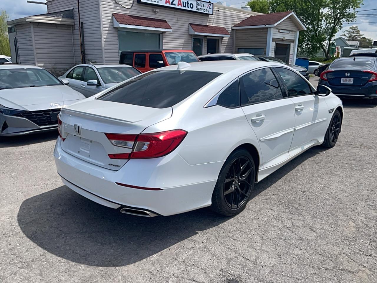 2018 Honda Accord Sport Photo