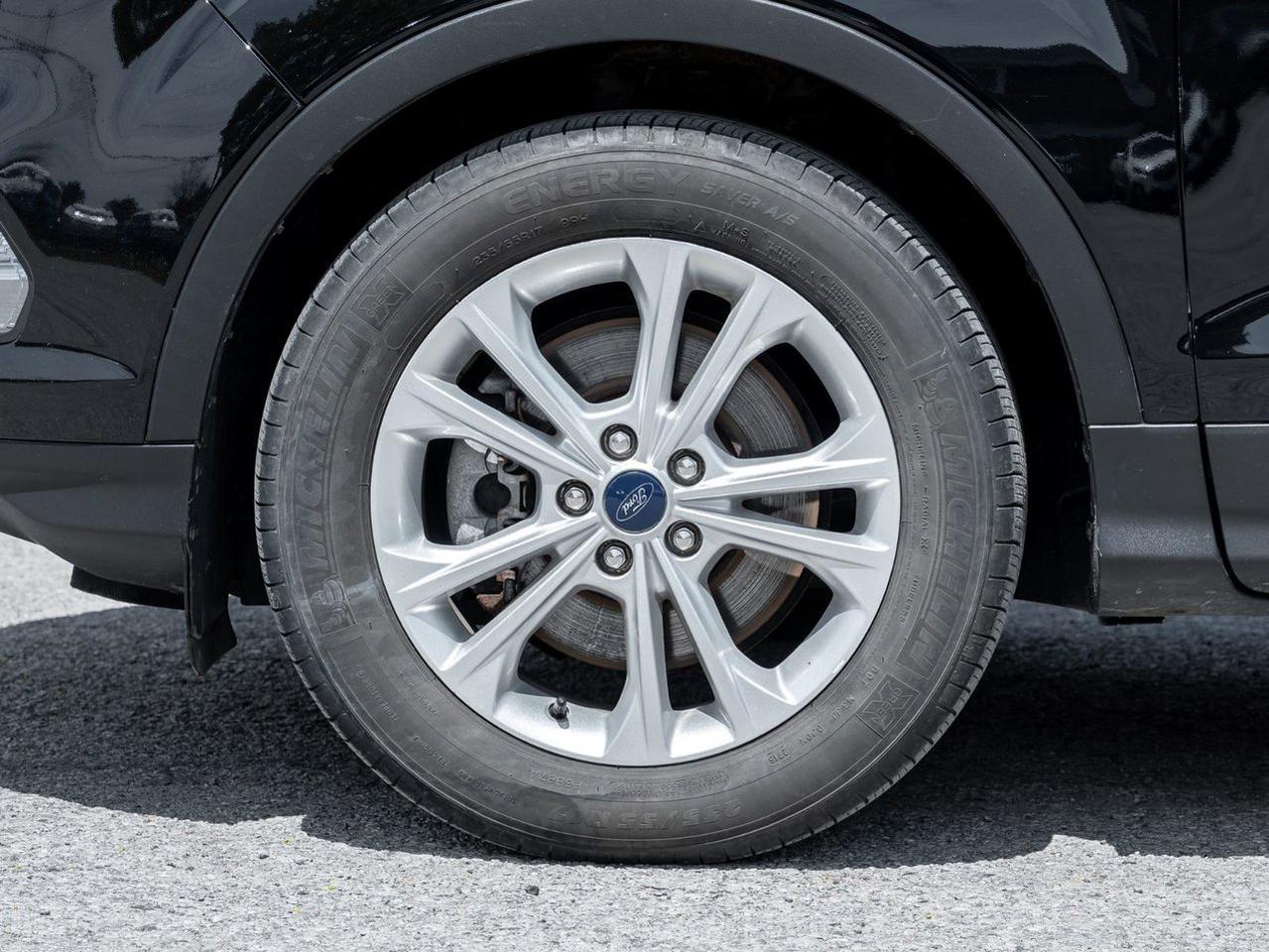 2017 Ford Escape SE Photo