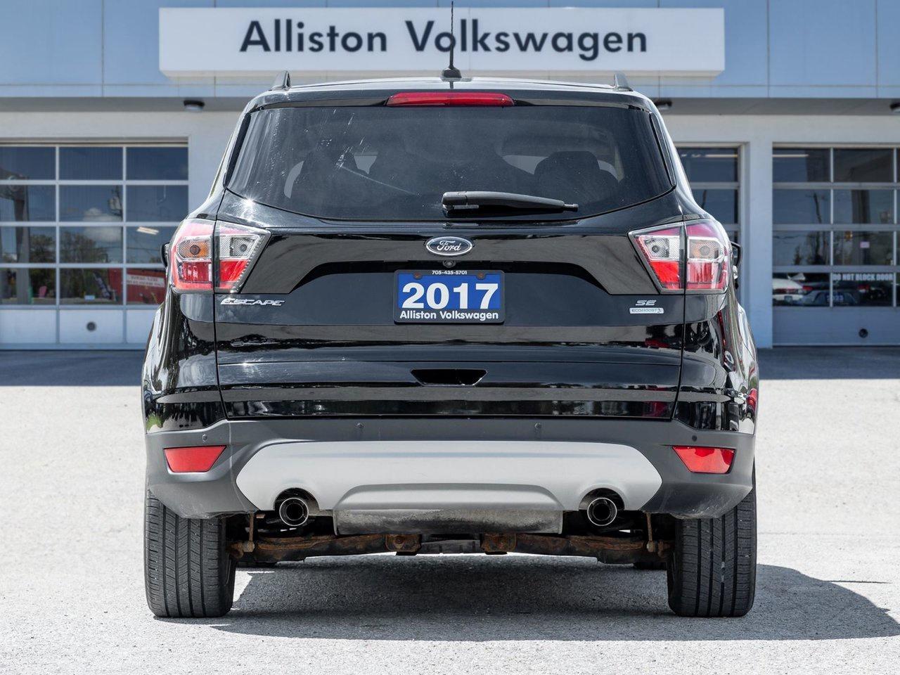 2017 Ford Escape SE Photo