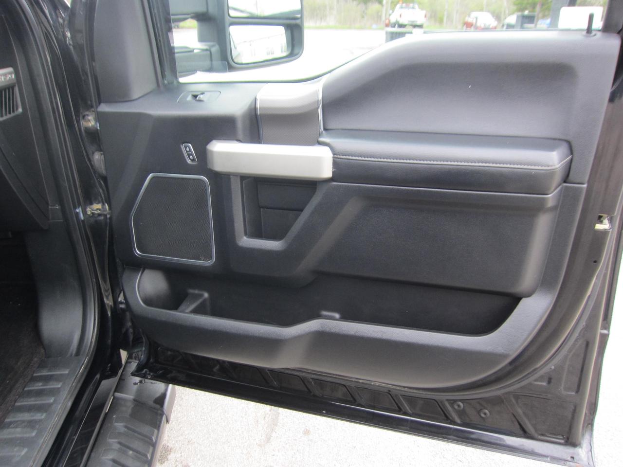 2016 Ford F-150 XLT Photo