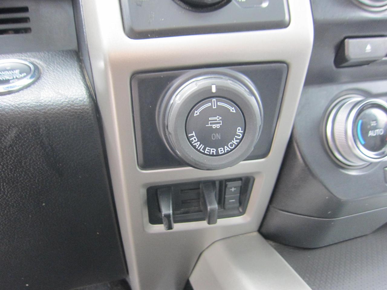 2016 Ford F-150 XLT Photo