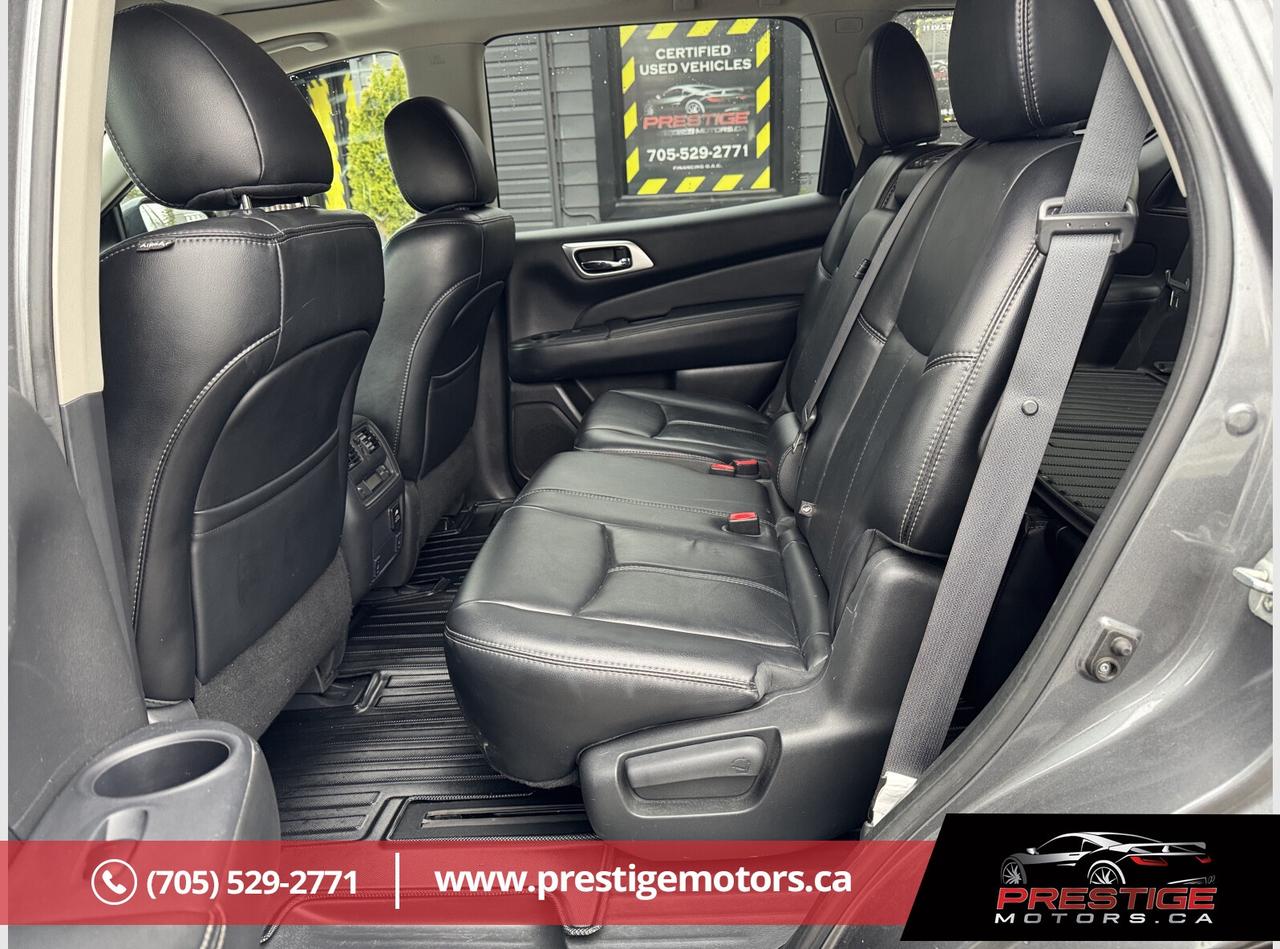 2015 Nissan Pathfinder SL Photo