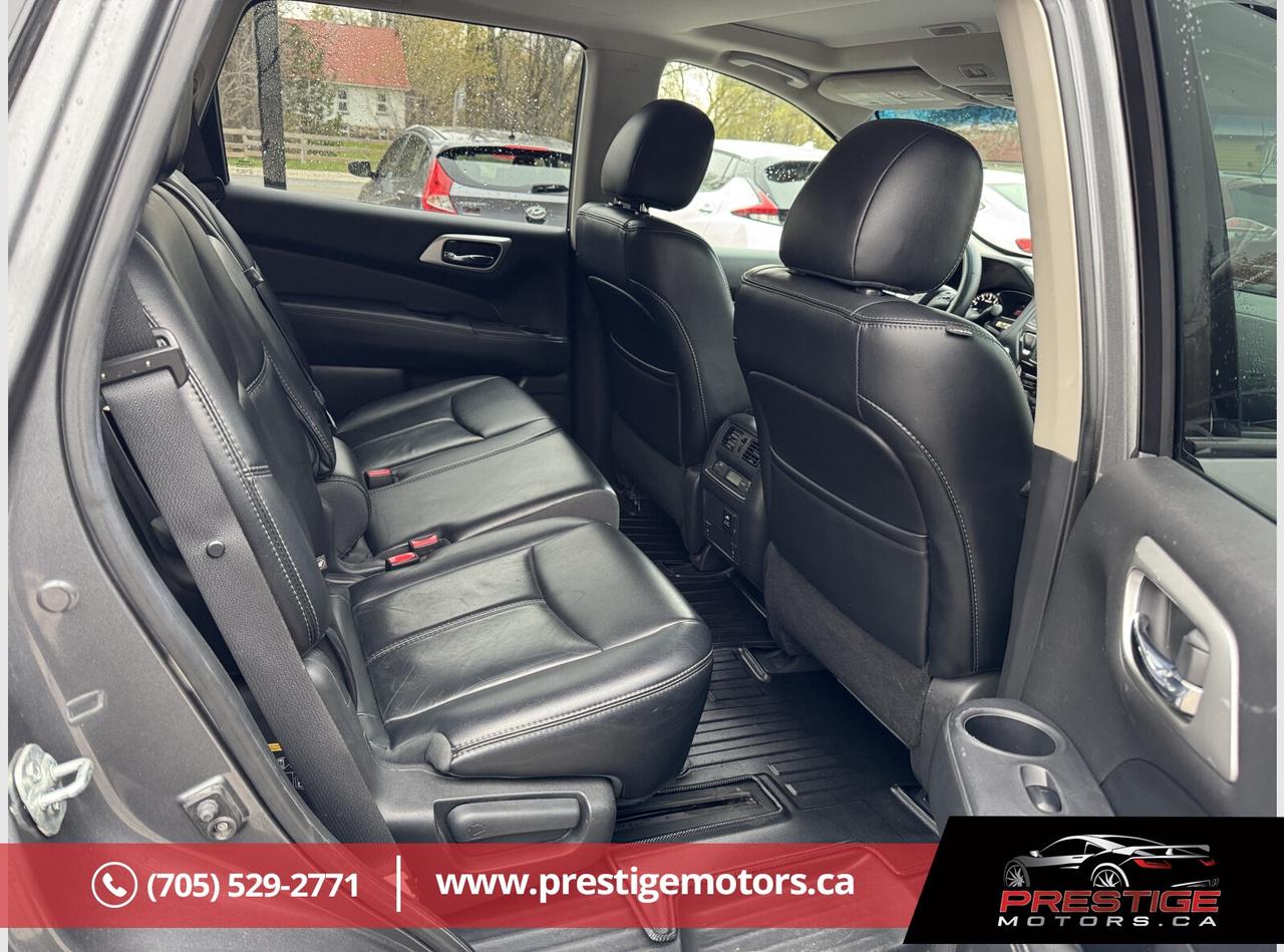2015 Nissan Pathfinder SL Photo