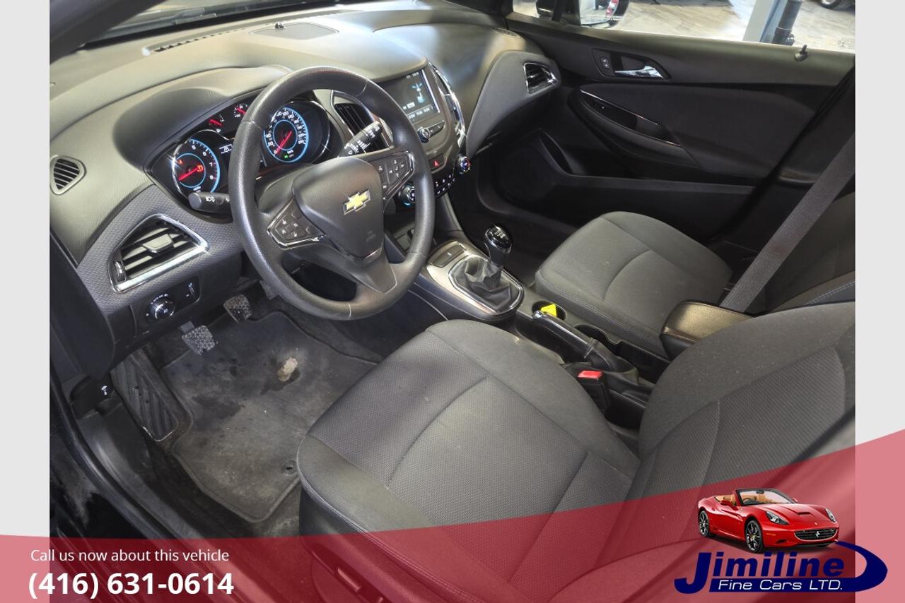 2018 Chevrolet Cruze LT Photo
