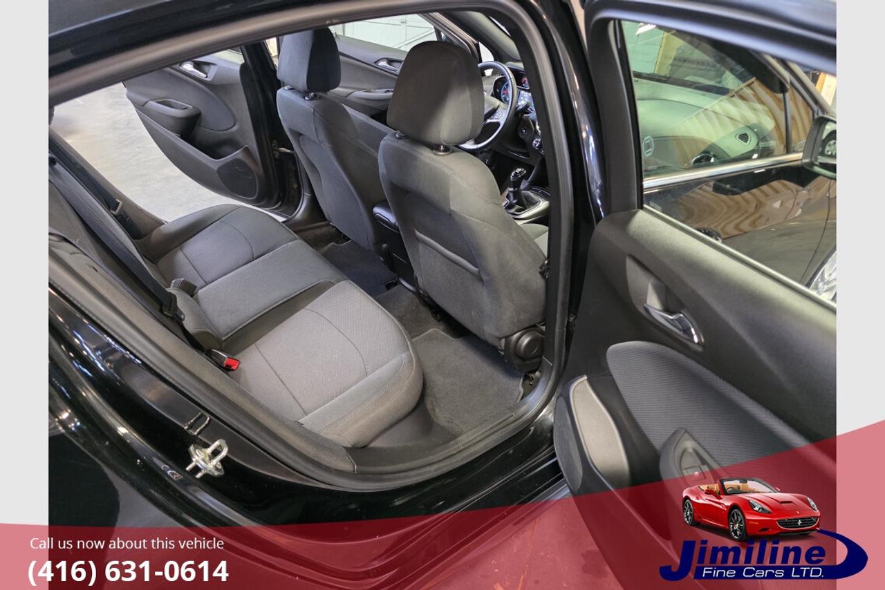 2018 Chevrolet Cruze LT Photo