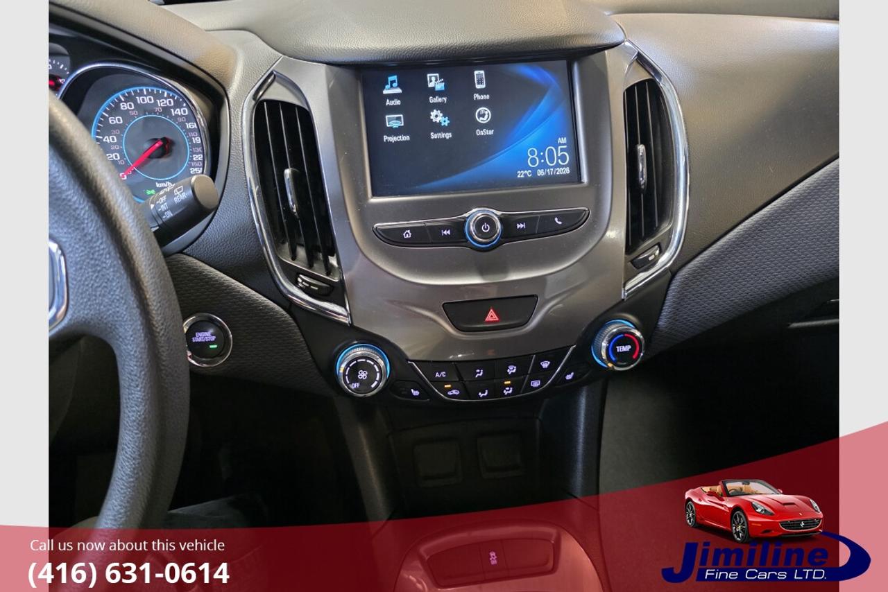 2018 Chevrolet Cruze LT Photo