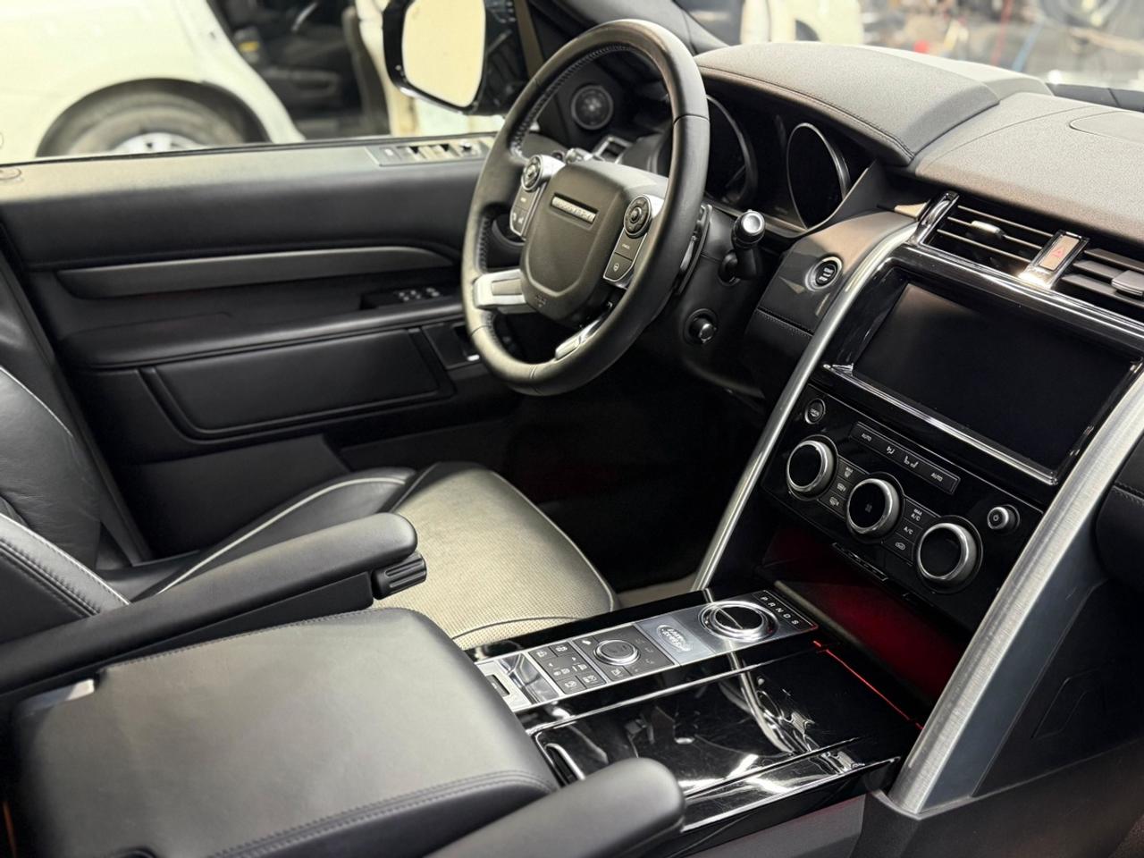 2017 Land Rover Discovery HSE LUXURY|CLEAN TITLE Photo