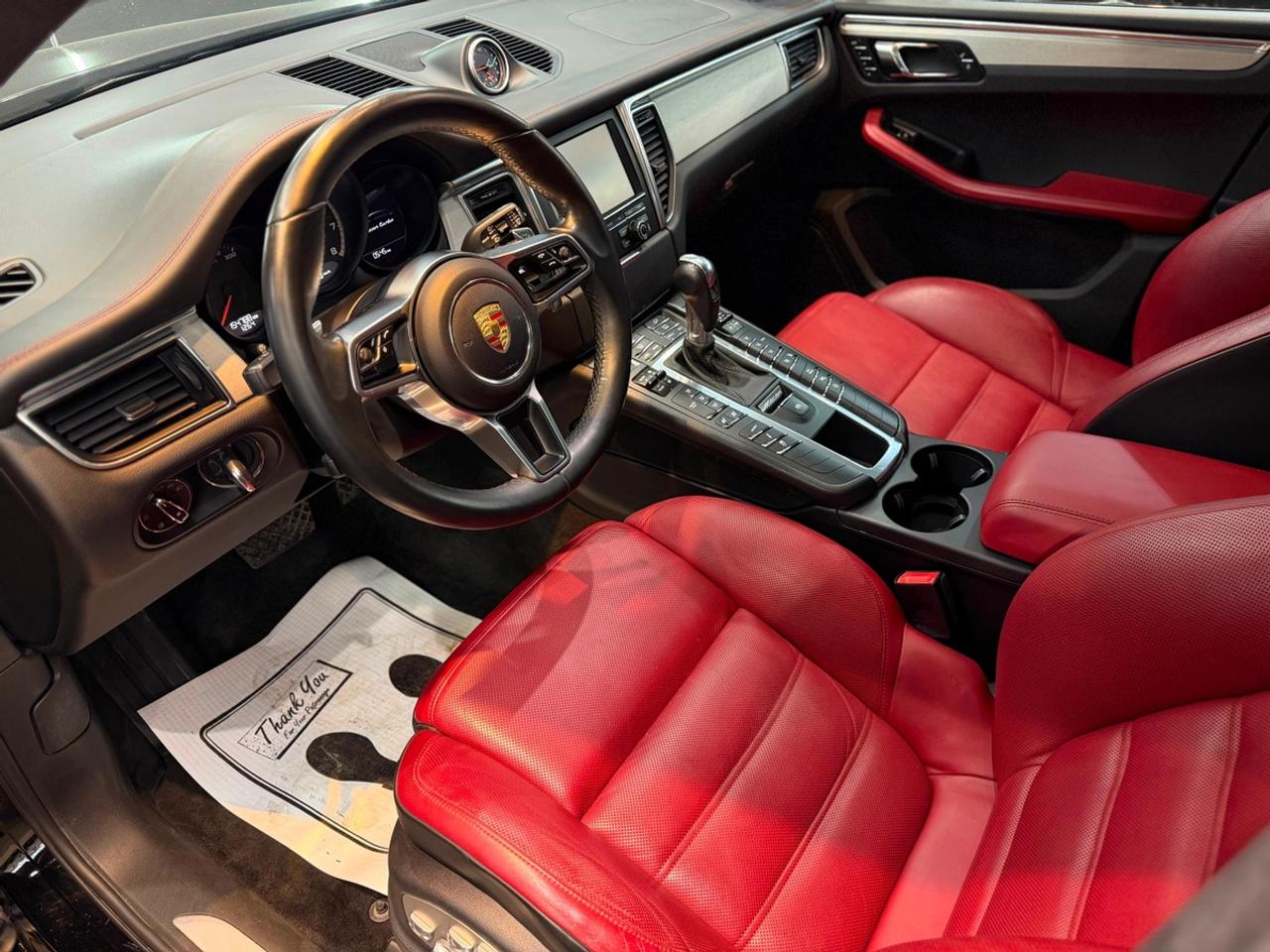 2016 Porsche Macan TURBO|CLEAN CARFAX|RED LEATHER Photo
