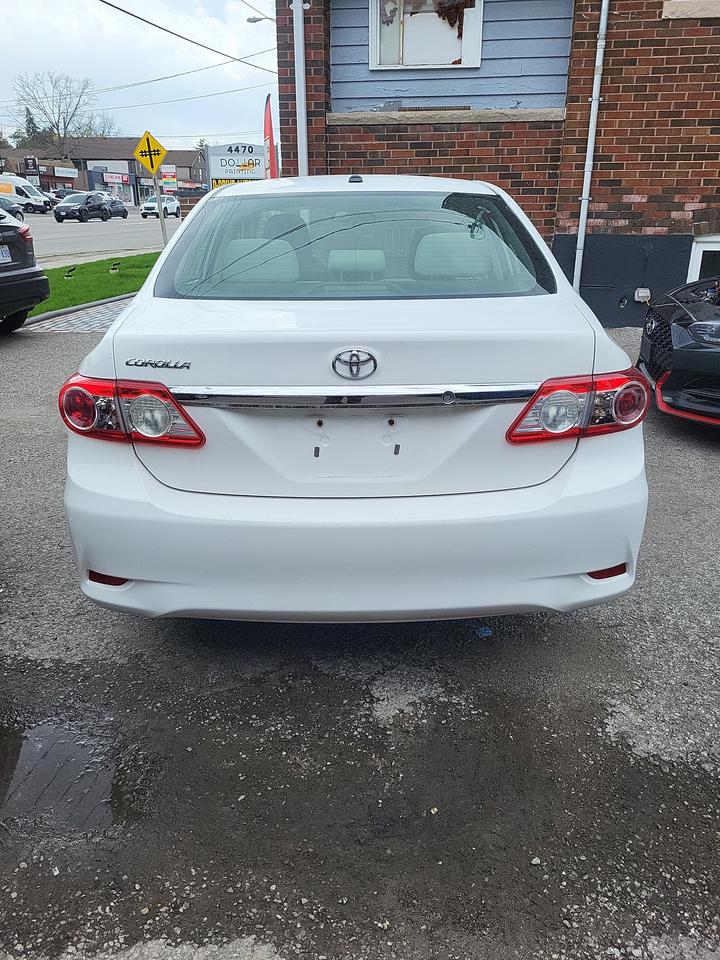 2013 Toyota Corolla CE Photo