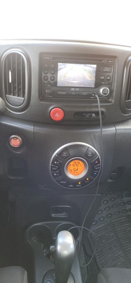 2010 Nissan Cube  Photo