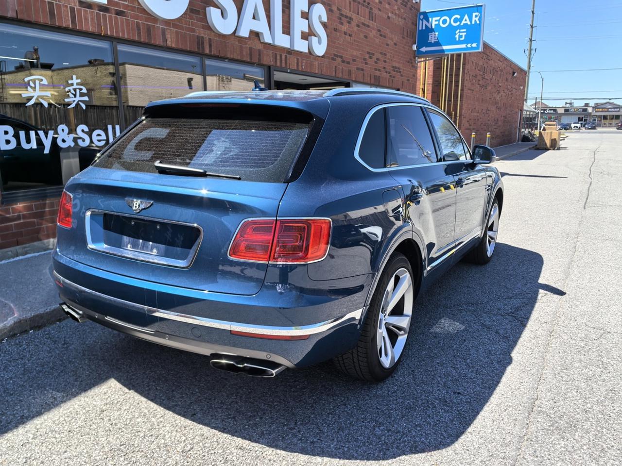 2019 Bentley Bentayga Base Photo