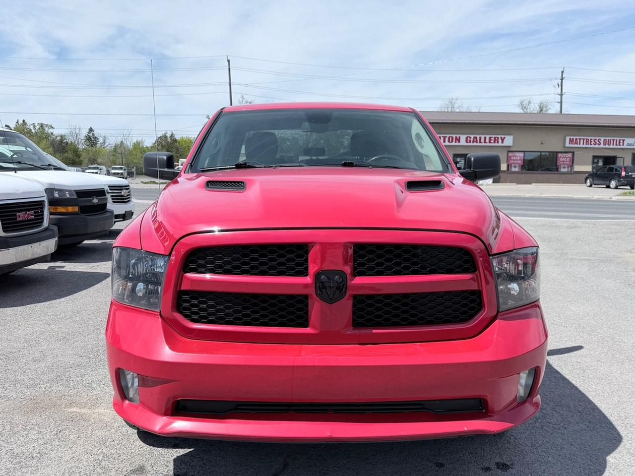 2021 RAM 1500 Classic 4X4 EXPRESS Photo