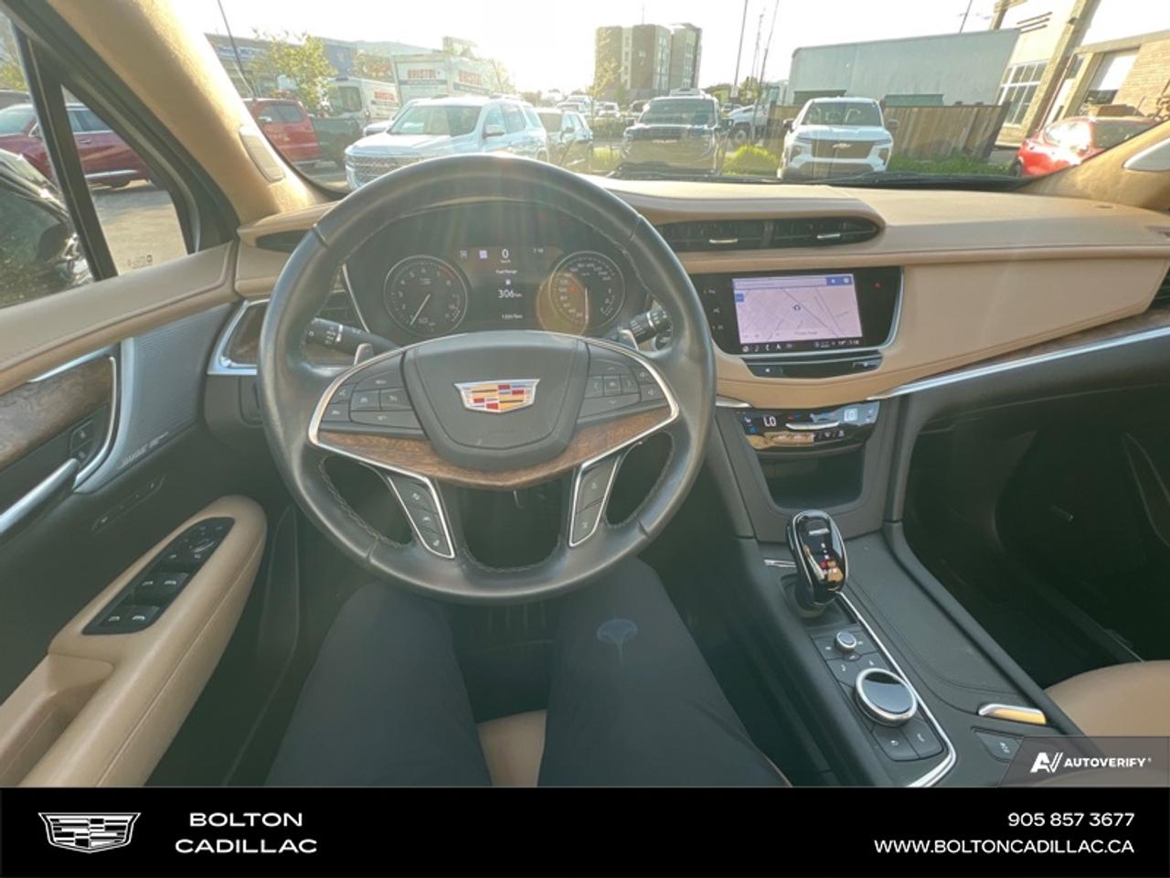 2022 Cadillac XT5 Sport Photo