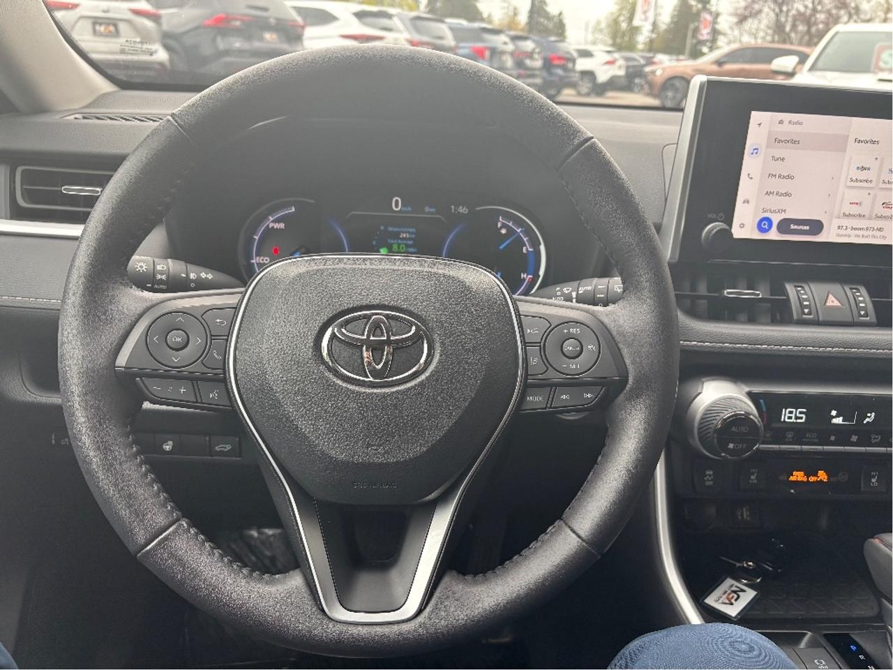 2025 Toyota RAV4 Hybrid XLE AWD PREMIUM PKG SOFTEX LEATHER ROOF CLEAN Photo