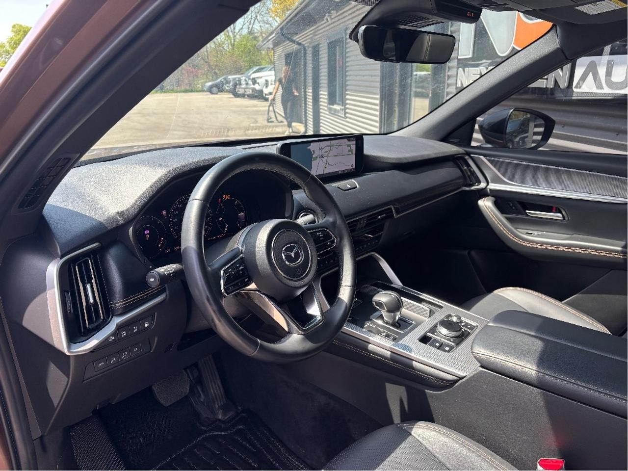 2025 Mazda CX-70 PHEV GT AWD LEATHER NAV PANO ROOF ONE OWNER C Photo