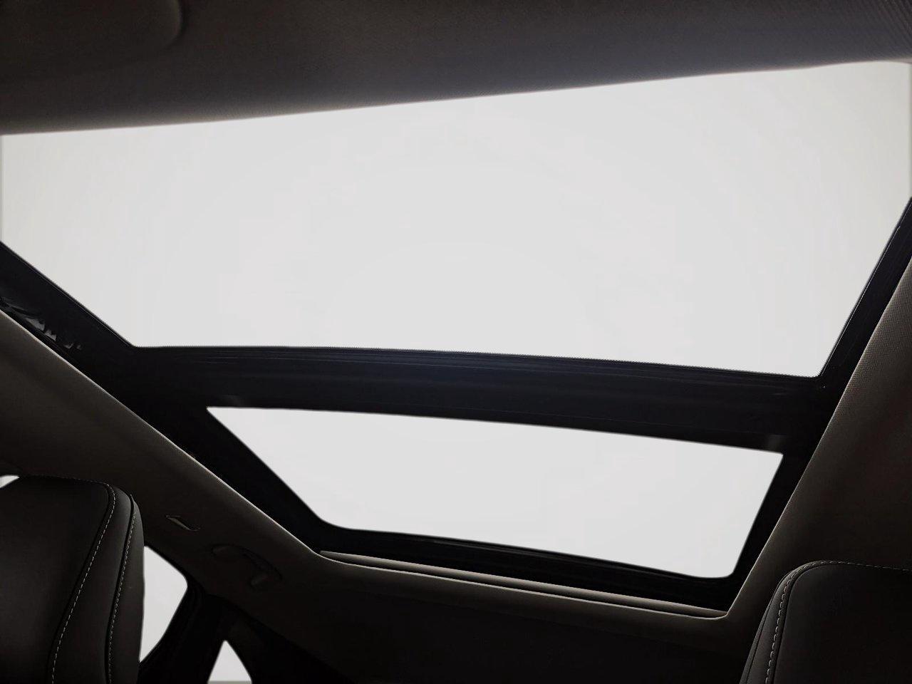 2025 Nissan Murano SL Photo