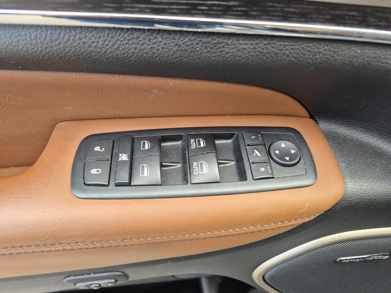 2017 Jeep Grand Cherokee Summit Photo