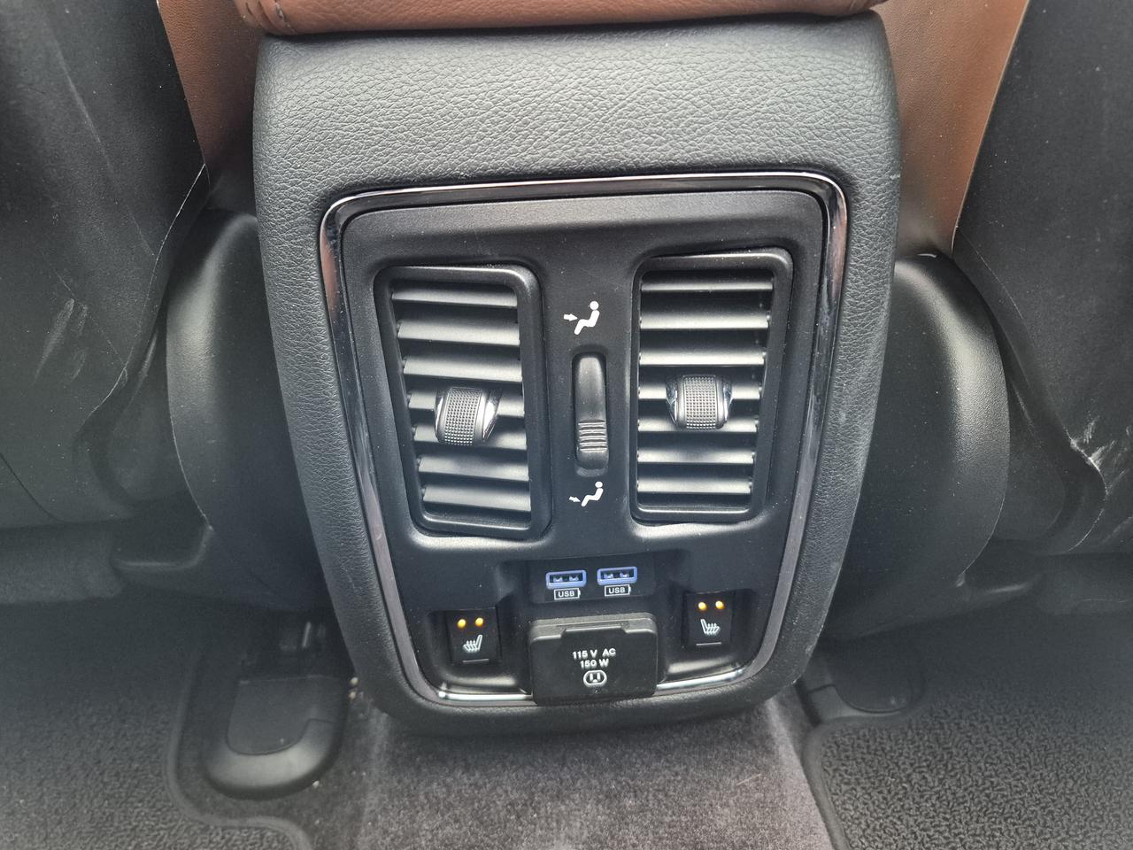 2017 Jeep Grand Cherokee Summit Photo