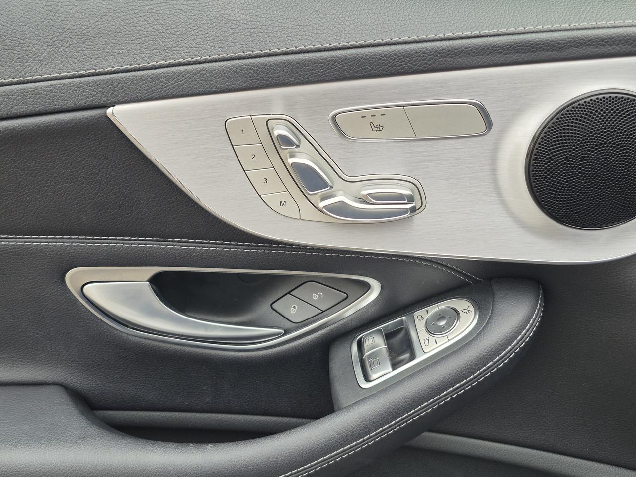 2018 Mercedes-Benz C-Class C300 Photo