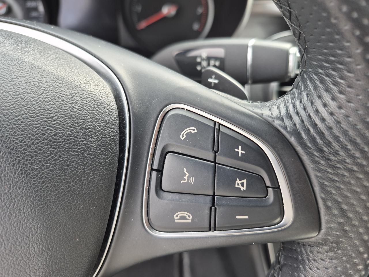 2018 Mercedes-Benz C-Class C300 Photo