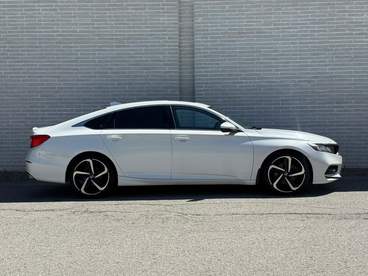 2018 Honda Accord Sport Photo