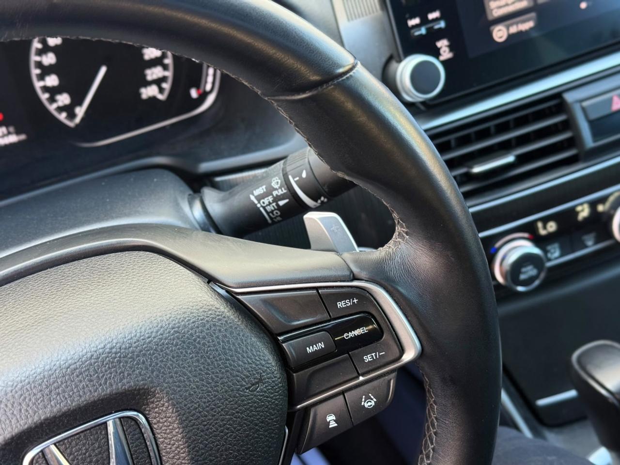2018 Honda Accord Sport Photo