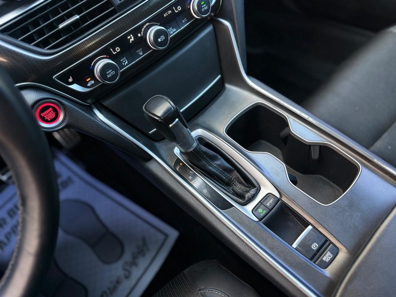 2018 Honda Accord Sport Photo