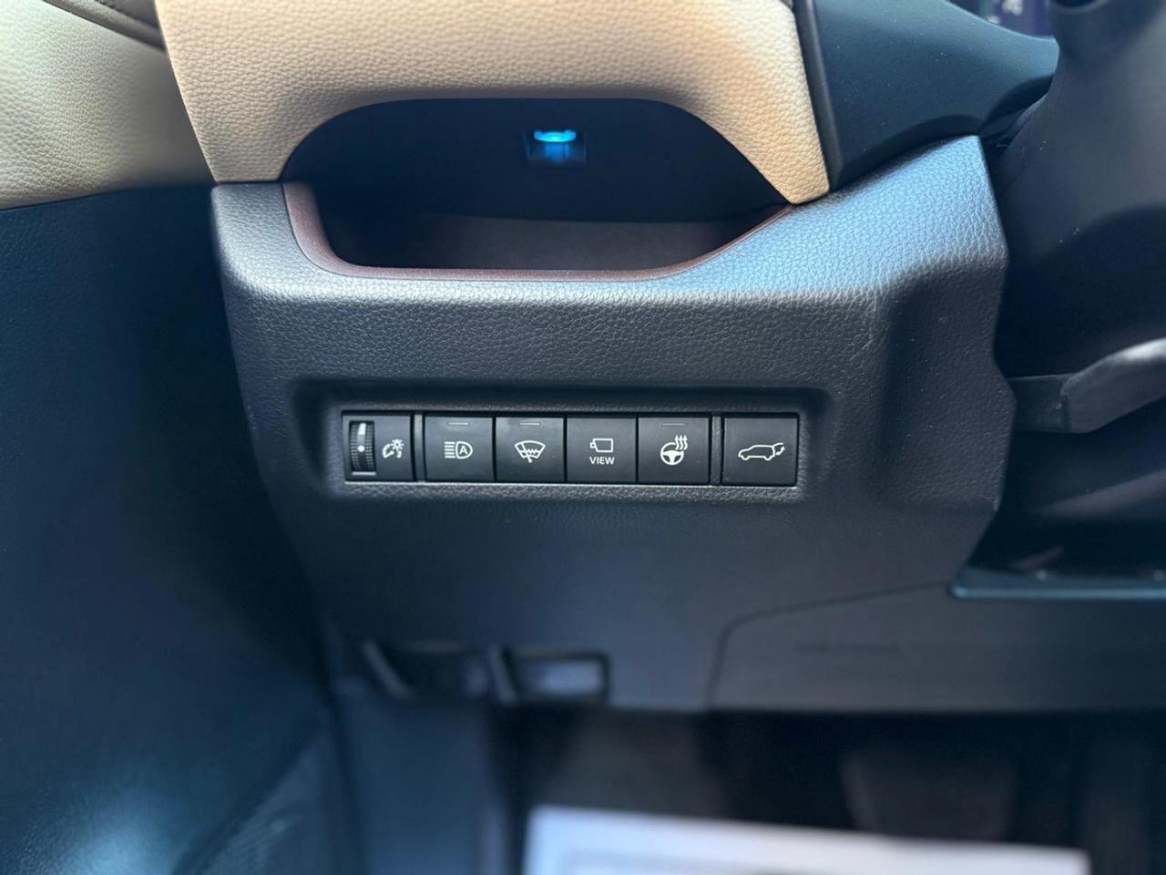 2019 Toyota RAV4 LIMITED  Photo