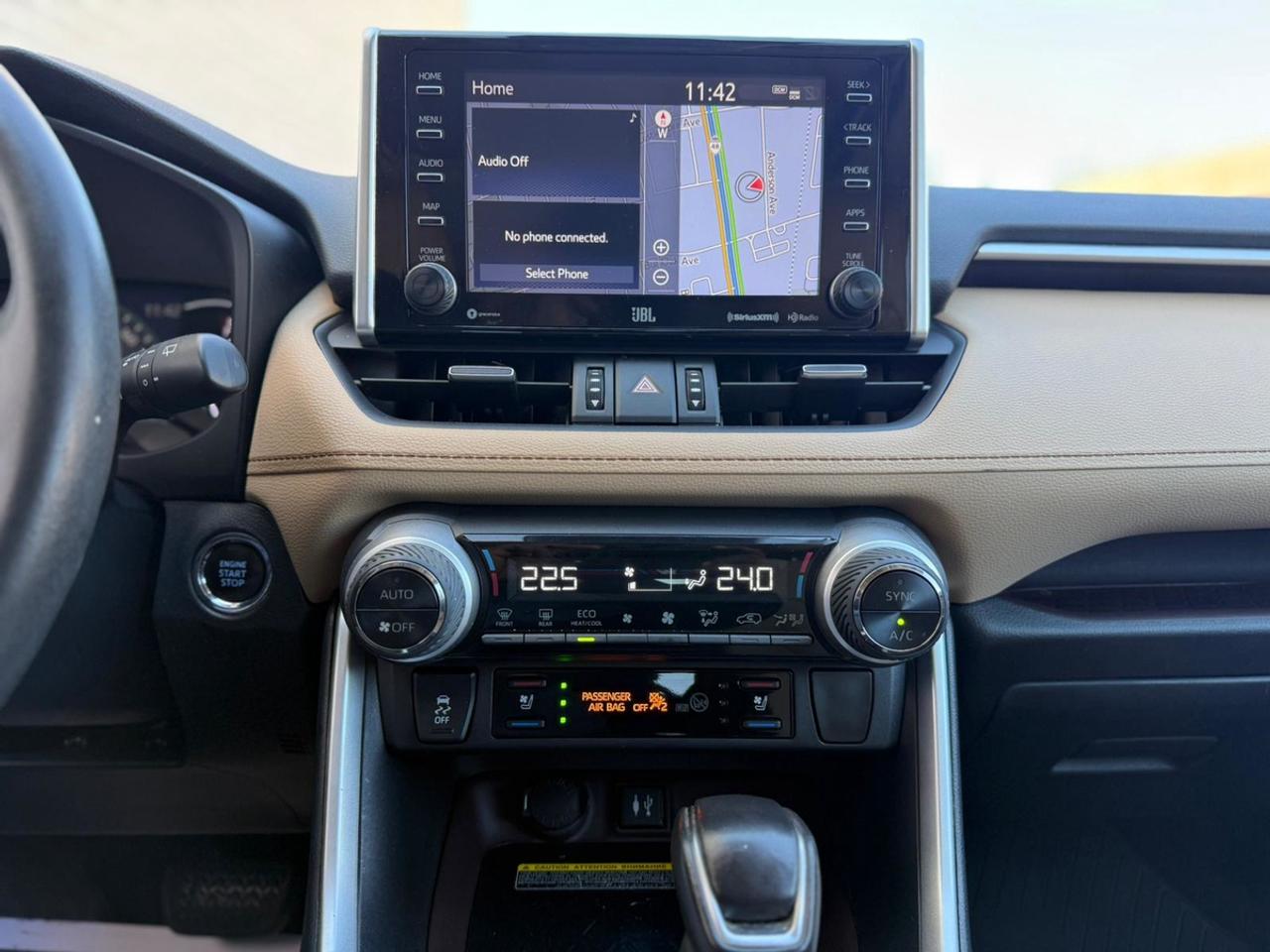 2019 Toyota RAV4 LIMITED  Photo
