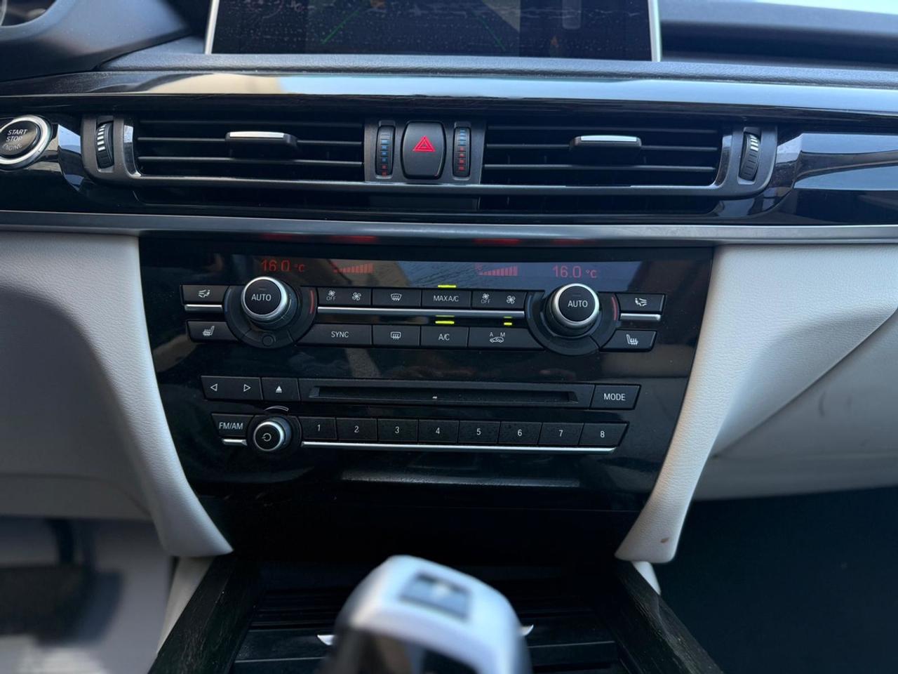 2015 BMW X5 xDrive35d Photo