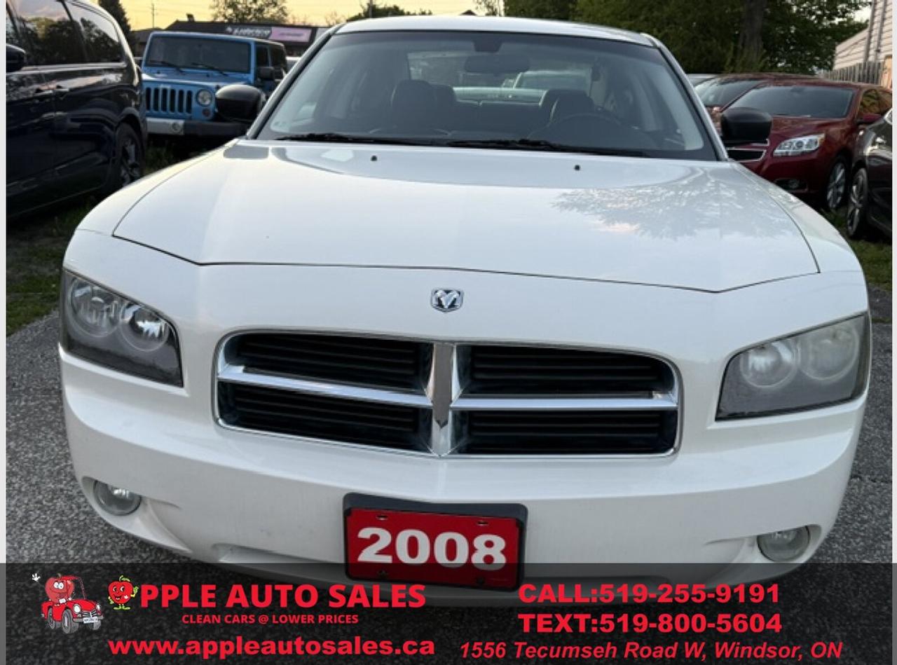 2008 Dodge Charger SXT Photo