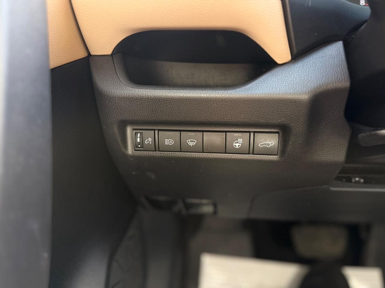 2021 Toyota RAV4 XLE Premium Photo