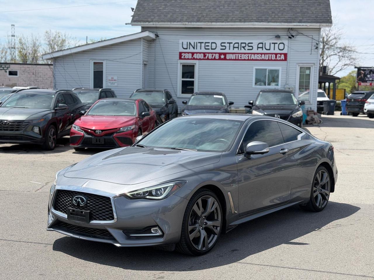 2017 Infiniti Q60 Premium Photo