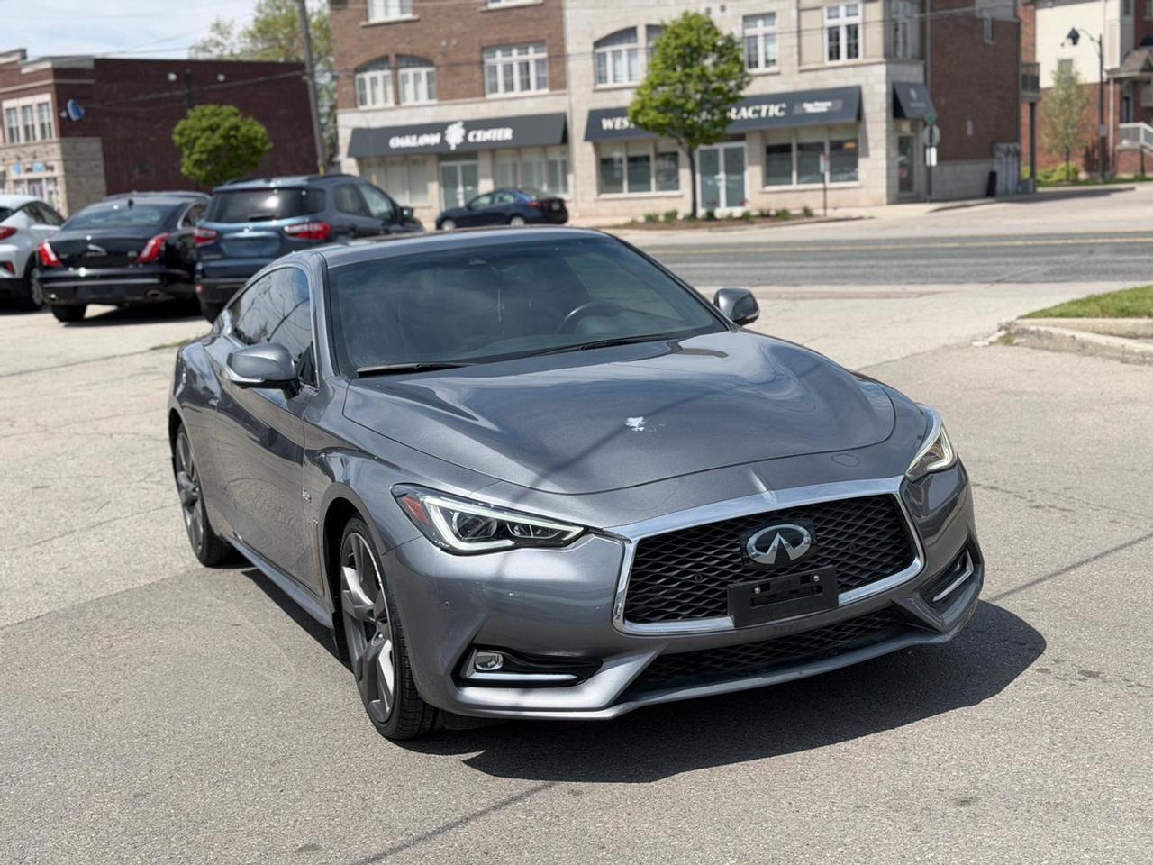 2017 Infiniti Q60 Premium Photo