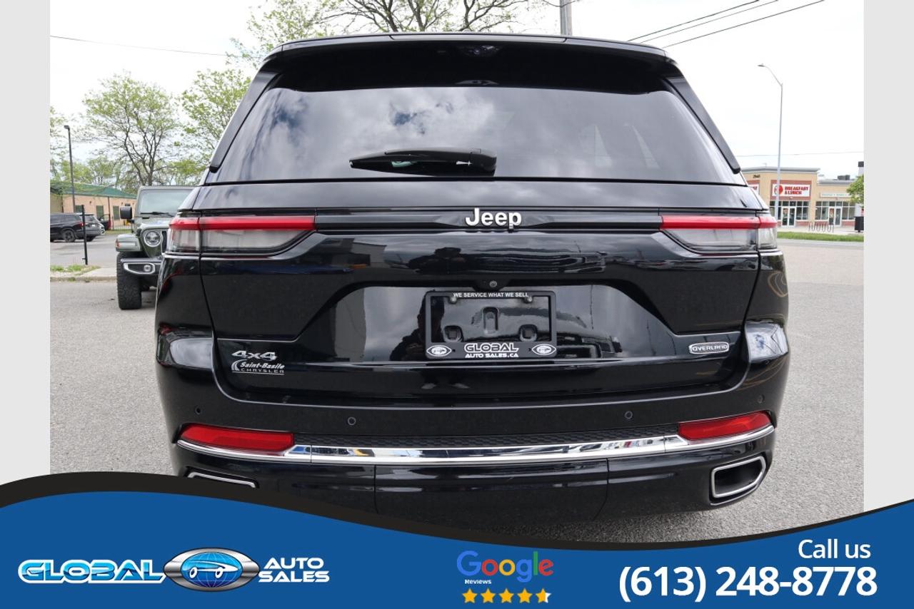 2023 Jeep Grand Cherokee Overland Photo4