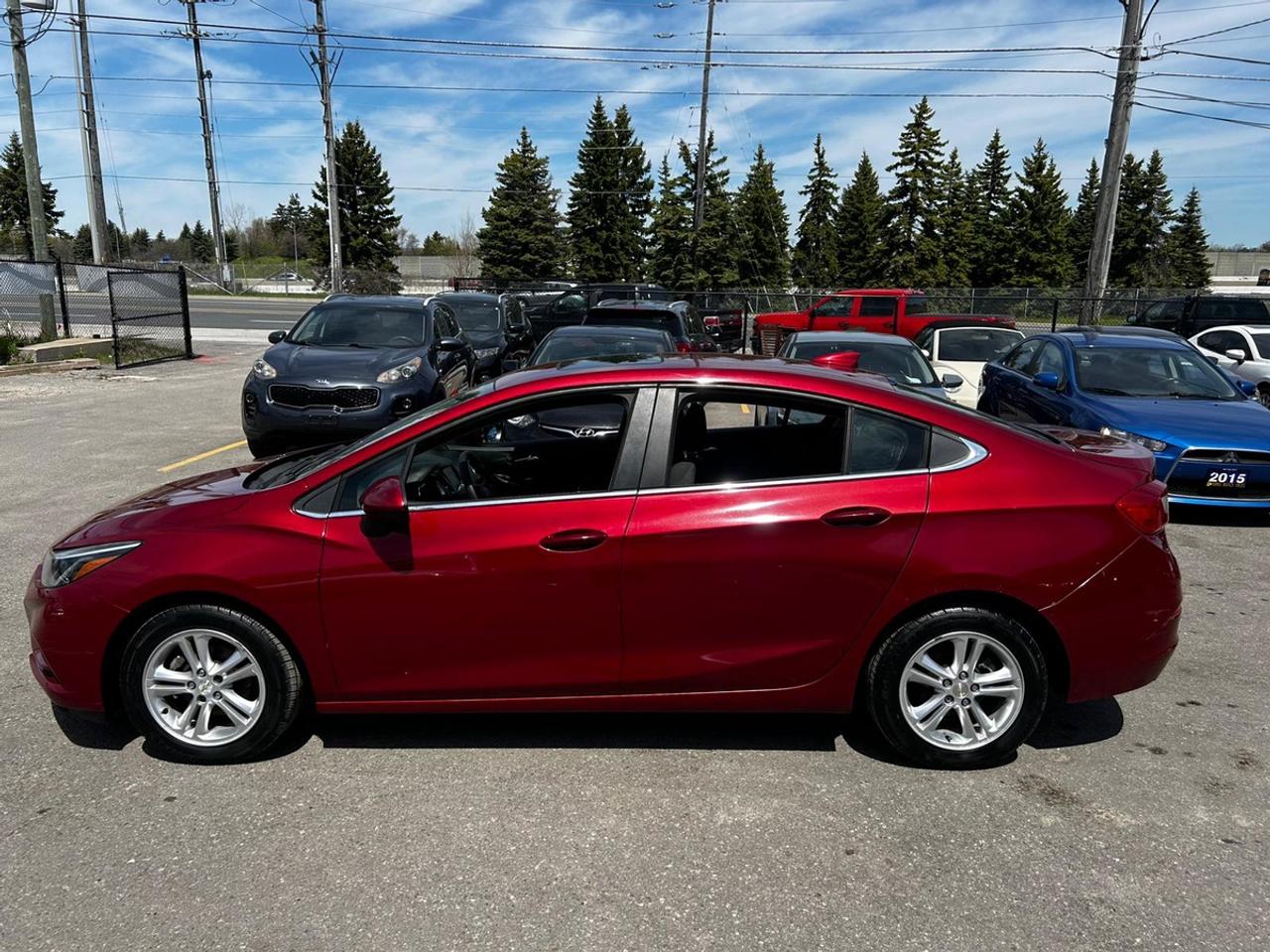 2017 Chevrolet Cruze LT Photo
