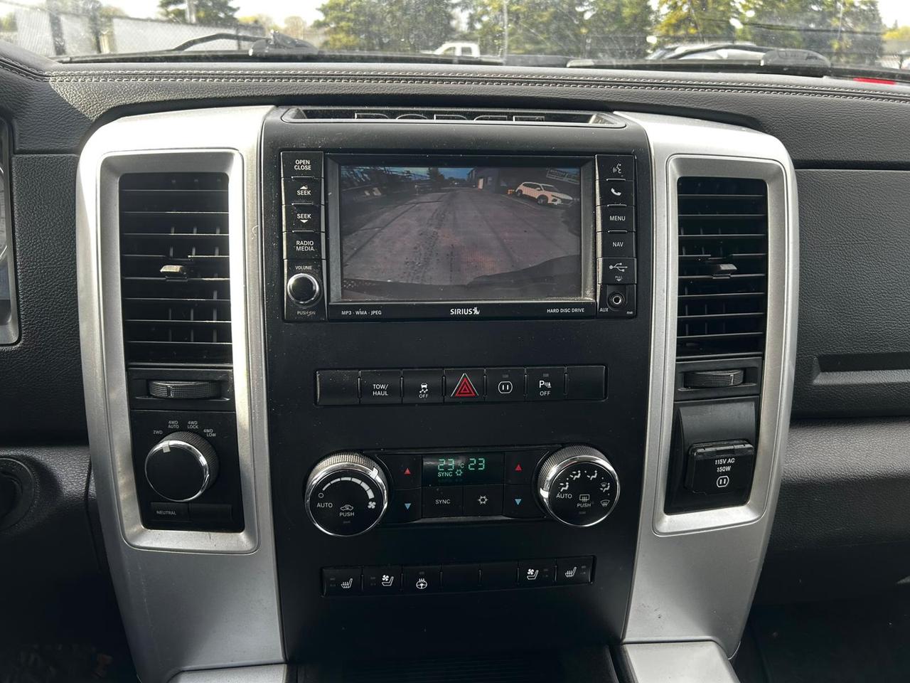2011 RAM 1500 Laramie Photo