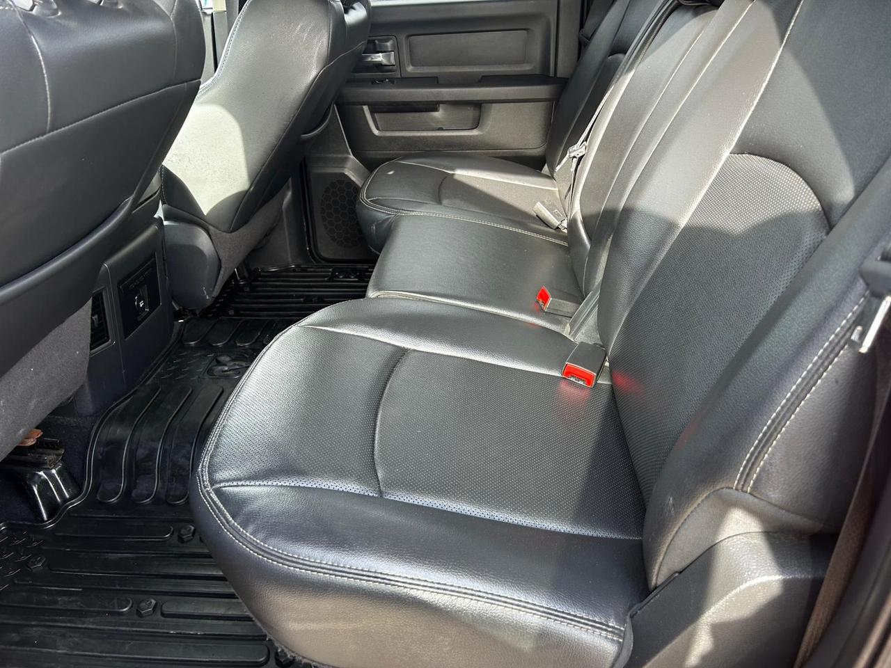 2011 RAM 1500 Laramie Photo