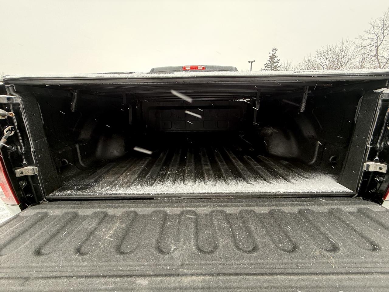 2016 RAM 3500 Laramie Photo