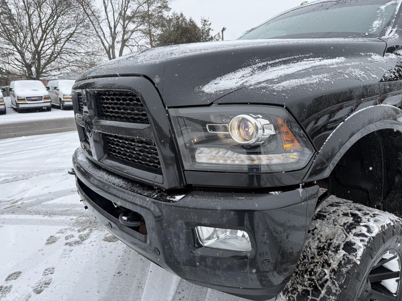 2016 RAM 3500 Laramie Photo