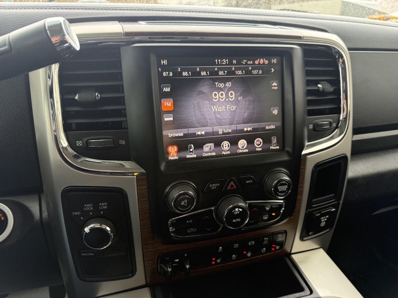2016 RAM 3500 Laramie Photo
