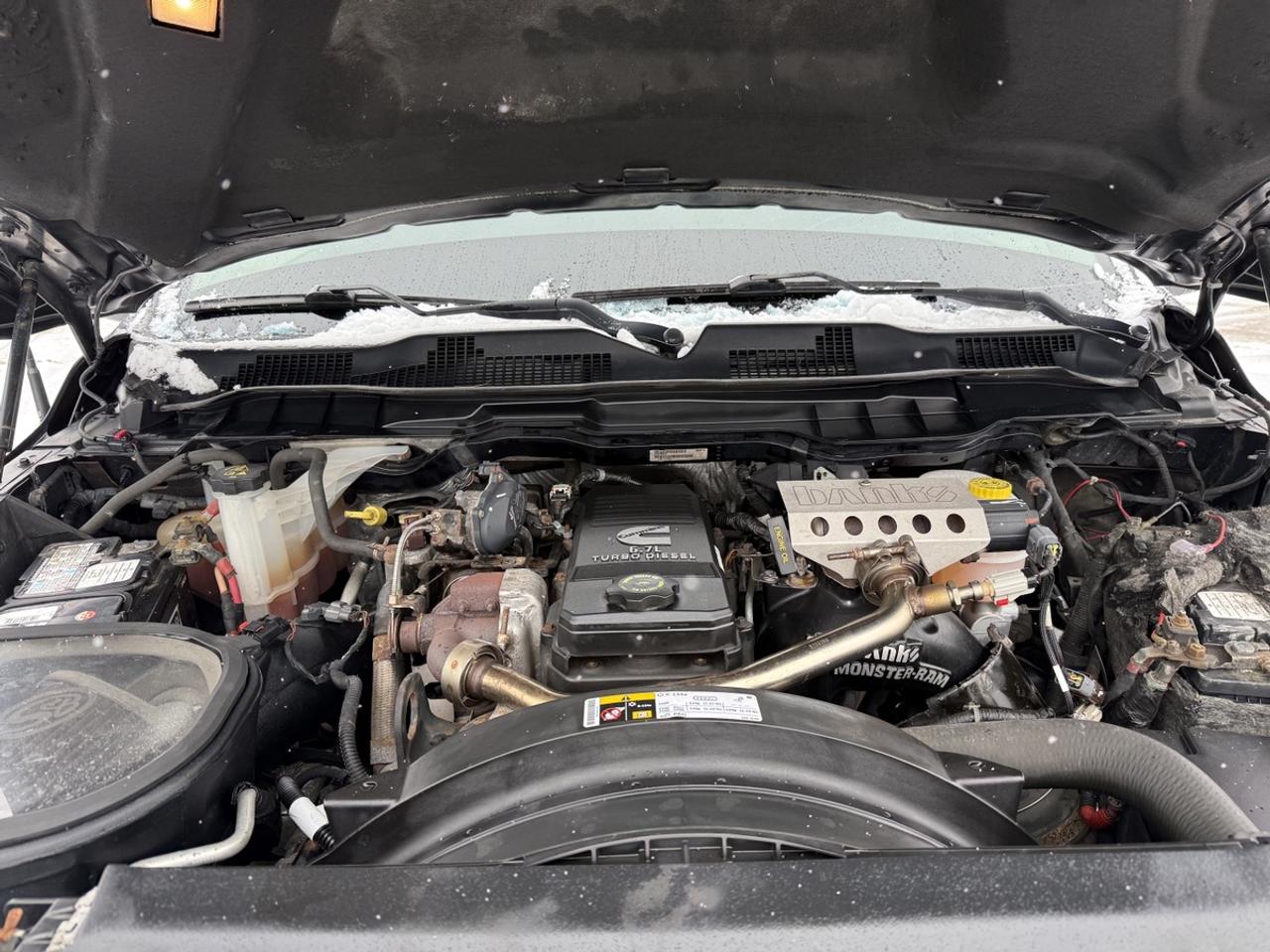 2016 RAM 3500 Laramie Photo