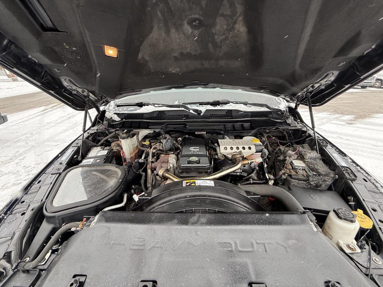 2016 RAM 3500 Laramie Photo