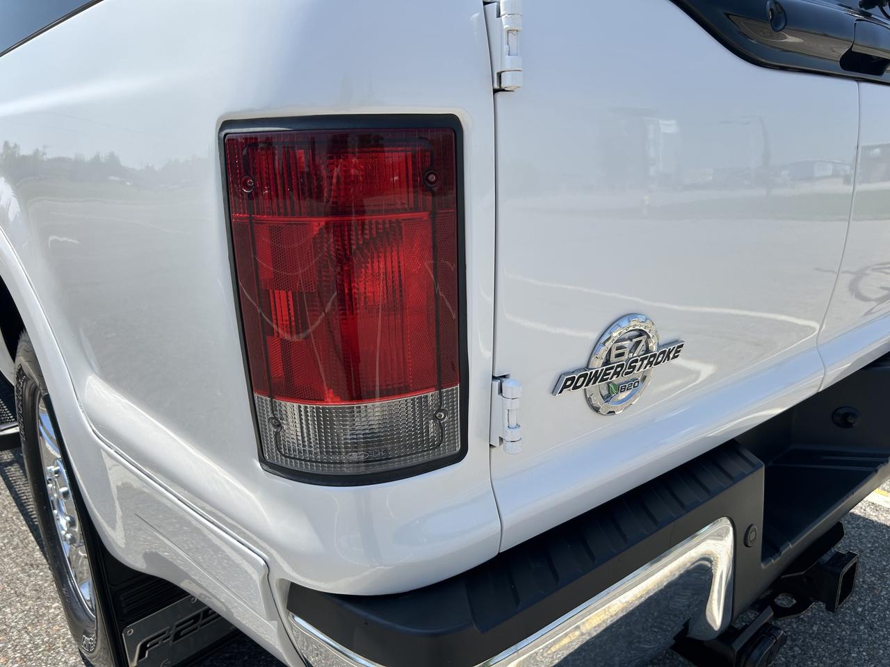 2014 Ford F-250 SUPER DUTY Lariat Photo