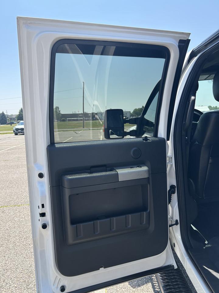 2014 Ford F-250 SUPER DUTY Lariat Photo