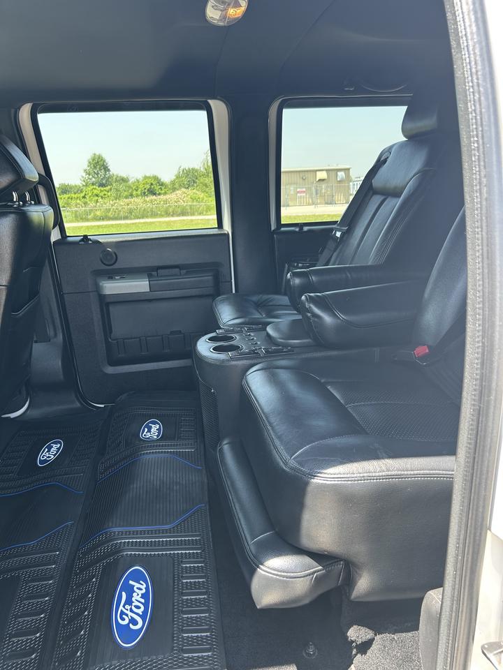 2014 Ford F-250 SUPER DUTY Lariat Photo