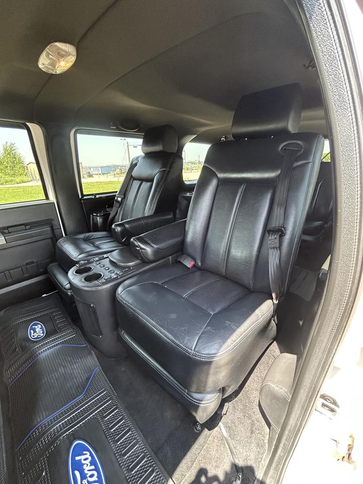 2014 Ford F-250 SUPER DUTY Lariat Photo